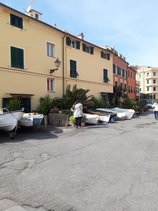 Pisi Home, 2 Min Dalla Spiaggia E Dall' Ospedale Gaslini Genoa Exterior photo
